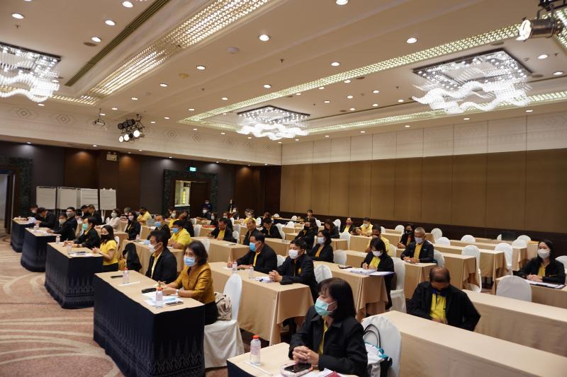 ภาพถ่าย ใช้ปุ่มลูกศร ซ้าย หรือ ขวา เลื่อนภาพถ่าย หรือปุ่มสามเหลี่ยมฉายภาพอัตโนมัติ  ถ้าต้องการบันทึกภาพ ใช้เมาส์คลิกขวาเลือกหัวข้อ  เป็นรูปภาพเป็น.. หรือ save as.. แสดงเต็มจอภาพ กุดปุ่ม F11 