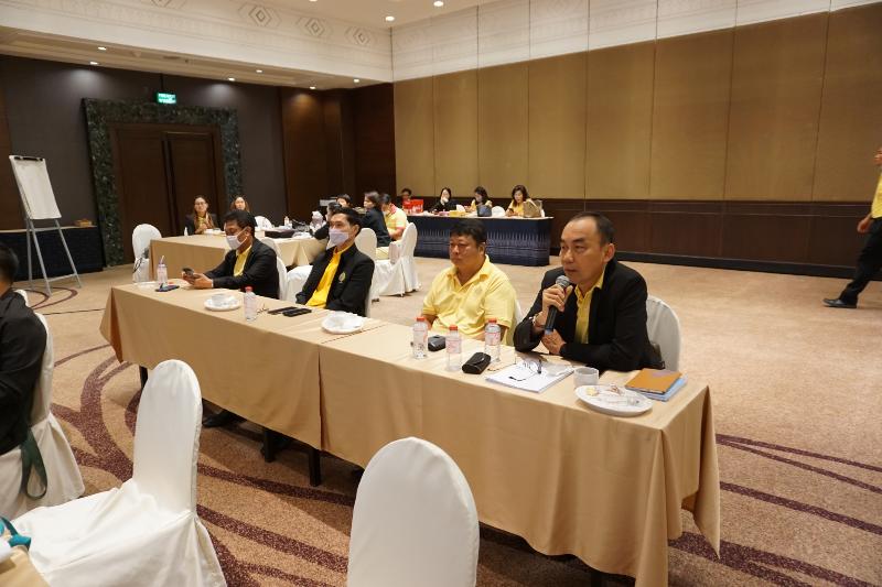 ภาพถ่าย ใช้ปุ่มลูกศร ซ้าย หรือ ขวา เลื่อนภาพถ่าย หรือปุ่มสามเหลี่ยมฉายภาพอัตโนมัติ  ถ้าต้องการบันทึกภาพ ใช้เมาส์คลิกขวาเลือกหัวข้อ  เป็นรูปภาพเป็น.. หรือ save as.. แสดงเต็มจอภาพ กุดปุ่ม F11 