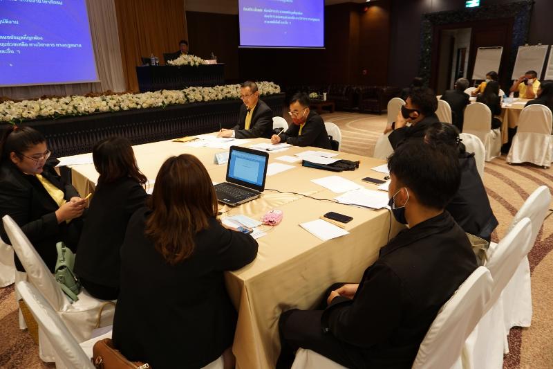 ภาพถ่าย ใช้ปุ่มลูกศร ซ้าย หรือ ขวา เลื่อนภาพถ่าย หรือปุ่มสามเหลี่ยมฉายภาพอัตโนมัติ  ถ้าต้องการบันทึกภาพ ใช้เมาส์คลิกขวาเลือกหัวข้อ  เป็นรูปภาพเป็น.. หรือ save as.. แสดงเต็มจอภาพ กุดปุ่ม F11 