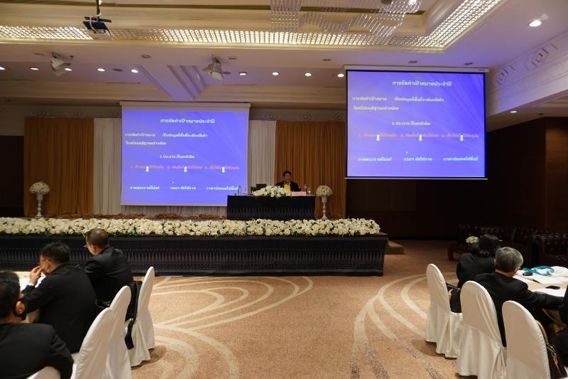 ภาพถ่าย ใช้ปุ่มลูกศร ซ้าย หรือ ขวา เลื่อนภาพถ่าย หรือปุ่มสามเหลี่ยมฉายภาพอัตโนมัติ  ถ้าต้องการบันทึกภาพ ใช้เมาส์คลิกขวาเลือกหัวข้อ  เป็นรูปภาพเป็น.. หรือ save as.. แสดงเต็มจอภาพ กุดปุ่ม F11 