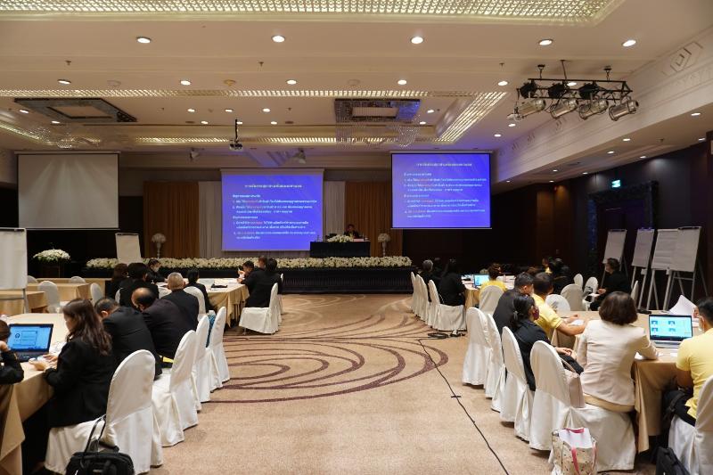 ภาพถ่าย ใช้ปุ่มลูกศร ซ้าย หรือ ขวา เลื่อนภาพถ่าย หรือปุ่มสามเหลี่ยมฉายภาพอัตโนมัติ  ถ้าต้องการบันทึกภาพ ใช้เมาส์คลิกขวาเลือกหัวข้อ  เป็นรูปภาพเป็น.. หรือ save as.. แสดงเต็มจอภาพ กุดปุ่ม F11 