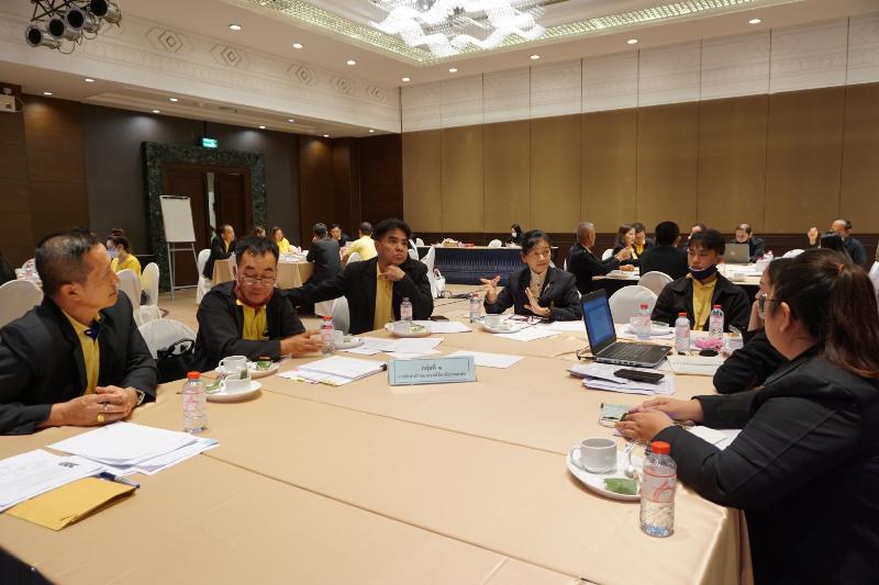 ภาพถ่าย ใช้ปุ่มลูกศร ซ้าย หรือ ขวา เลื่อนภาพถ่าย หรือปุ่มสามเหลี่ยมฉายภาพอัตโนมัติ  ถ้าต้องการบันทึกภาพ ใช้เมาส์คลิกขวาเลือกหัวข้อ  เป็นรูปภาพเป็น.. หรือ save as.. แสดงเต็มจอภาพ กุดปุ่ม F11 