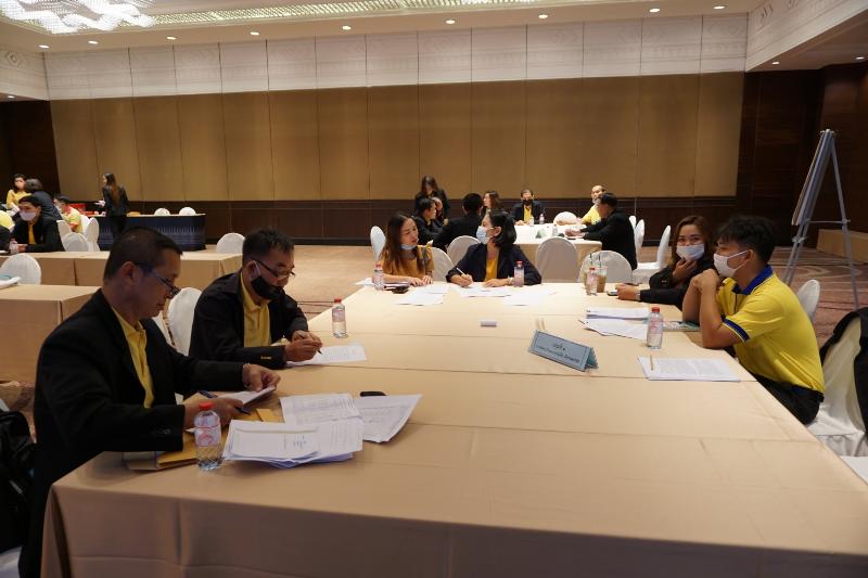 ภาพถ่าย ใช้ปุ่มลูกศร ซ้าย หรือ ขวา เลื่อนภาพถ่าย หรือปุ่มสามเหลี่ยมฉายภาพอัตโนมัติ  ถ้าต้องการบันทึกภาพ ใช้เมาส์คลิกขวาเลือกหัวข้อ  เป็นรูปภาพเป็น.. หรือ save as.. แสดงเต็มจอภาพ กุดปุ่ม F11 