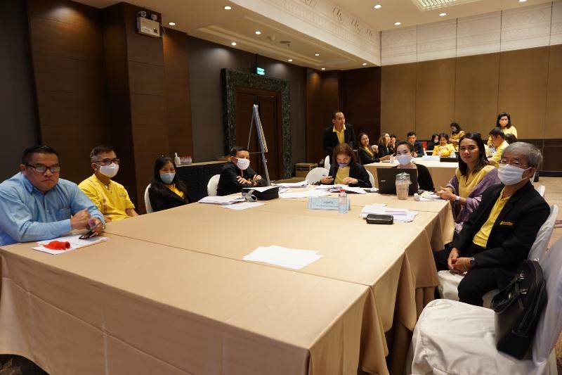 ภาพถ่าย ใช้ปุ่มลูกศร ซ้าย หรือ ขวา เลื่อนภาพถ่าย หรือปุ่มสามเหลี่ยมฉายภาพอัตโนมัติ  ถ้าต้องการบันทึกภาพ ใช้เมาส์คลิกขวาเลือกหัวข้อ  เป็นรูปภาพเป็น.. หรือ save as.. แสดงเต็มจอภาพ กุดปุ่ม F11 