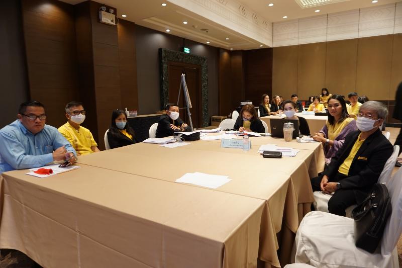 ภาพถ่าย ใช้ปุ่มลูกศร ซ้าย หรือ ขวา เลื่อนภาพถ่าย หรือปุ่มสามเหลี่ยมฉายภาพอัตโนมัติ  ถ้าต้องการบันทึกภาพ ใช้เมาส์คลิกขวาเลือกหัวข้อ  เป็นรูปภาพเป็น.. หรือ save as.. แสดงเต็มจอภาพ กุดปุ่ม F11 