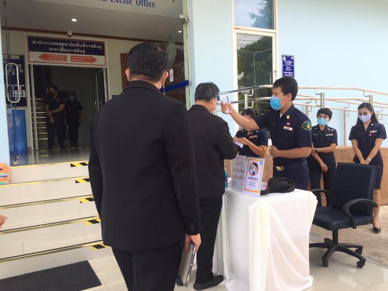 ภาพถ่าย ใช้ปุ่มลูกศร ซ้าย หรือ ขวา เลื่อนภาพถ่าย หรือปุ่มสามเหลี่ยมฉายภาพอัตโนมัติ  ถ้าต้องการบันทึกภาพ ใช้เมาส์คลิกขวาเลือกหัวข้อ  เป็นรูปภาพเป็น.. หรือ save as.. แสดงเต็มจอภาพ กุดปุ่ม F11 