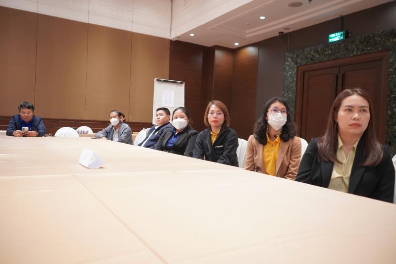 ภาพถ่าย ใช้ปุ่มลูกศร ซ้าย หรือ ขวา เลื่อนภาพถ่าย หรือปุ่มสามเหลี่ยมฉายภาพอัตโนมัติ  ถ้าต้องการบันทึกภาพ ใช้เมาส์คลิกขวาเลือกหัวข้อ  เป็นรูปภาพเป็น.. หรือ save as.. แสดงเต็มจอภาพ กุดปุ่ม F11 