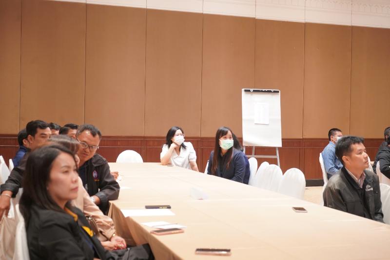 ภาพถ่าย ใช้ปุ่มลูกศร ซ้าย หรือ ขวา เลื่อนภาพถ่าย หรือปุ่มสามเหลี่ยมฉายภาพอัตโนมัติ  ถ้าต้องการบันทึกภาพ ใช้เมาส์คลิกขวาเลือกหัวข้อ  เป็นรูปภาพเป็น.. หรือ save as.. แสดงเต็มจอภาพ กุดปุ่ม F11 