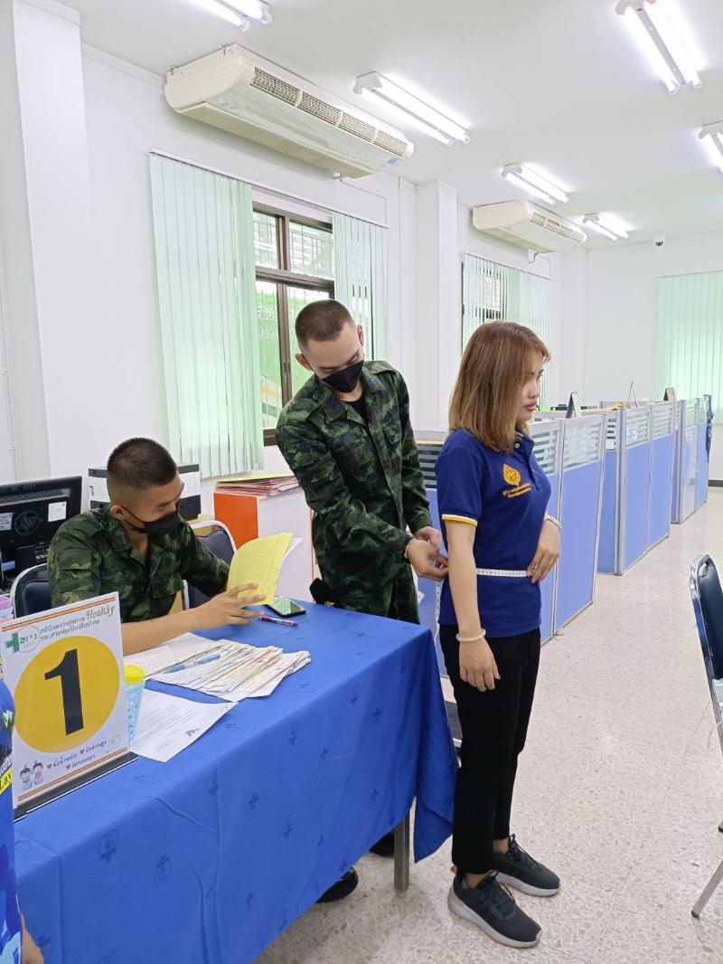 ภาพถ่าย ใช้ปุ่มลูกศร ซ้าย หรือ ขวา เลื่อนภาพถ่าย หรือปุ่มสามเหลี่ยมฉายภาพอัตโนมัติ  ถ้าต้องการบันทึกภาพ ใช้เมาส์คลิกขวาเลือกหัวข้อ  เป็นรูปภาพเป็น.. หรือ save as.. แสดงเต็มจอภาพ กุดปุ่ม F11 