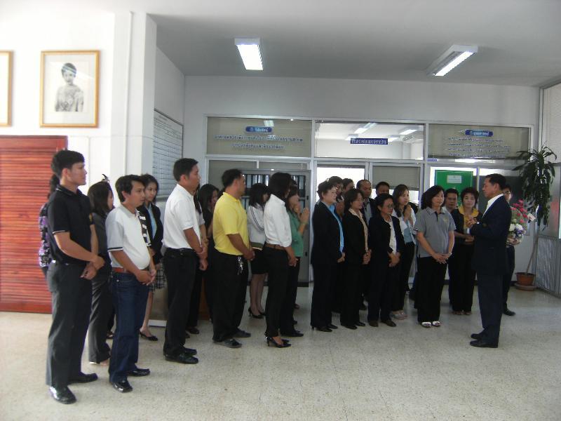 ภาพถ่าย ใช้ปุ่มลูกศร ซ้าย หรือ ขวา เลื่อนภาพถ่าย หรือปุ่มสามเหลี่ยมฉายภาพอัตโนมัติ  ถ้าต้องการบันทึกภาพ ใช้เมาส์คลิกขวาเลือกหัวข้อ  เป็นรูปภาพเป็น.. หรือ save as.. แสดงเต็มจอภาพ กุดปุ่ม F11 