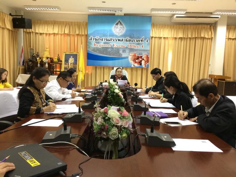 ภาพถ่าย ใช้ปุ่มลูกศร ซ้าย หรือ ขวา เลื่อนภาพถ่าย หรือปุ่มสามเหลี่ยมฉายภาพอัตโนมัติ  ถ้าต้องการบันทึกภาพ ใช้เมาส์คลิกขวาเลือกหัวข้อ  เป็นรูปภาพเป็น.. หรือ save as.. แสดงเต็มจอภาพ กุดปุ่ม F11 