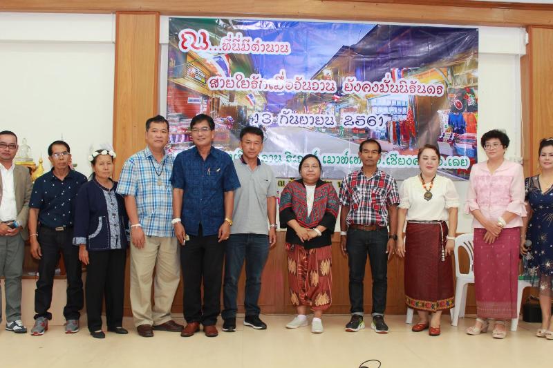 ภาพถ่าย ใช้ปุ่มลูกศร ซ้าย หรือ ขวา เลื่อนภาพถ่าย หรือปุ่มสามเหลี่ยมฉายภาพอัตโนมัติ  ถ้าต้องการบันทึกภาพ ใช้เมาส์คลิกขวาเลือกหัวข้อ  เป็นรูปภาพเป็น.. หรือ save as.. แสดงเต็มจอภาพ กุดปุ่ม F11 