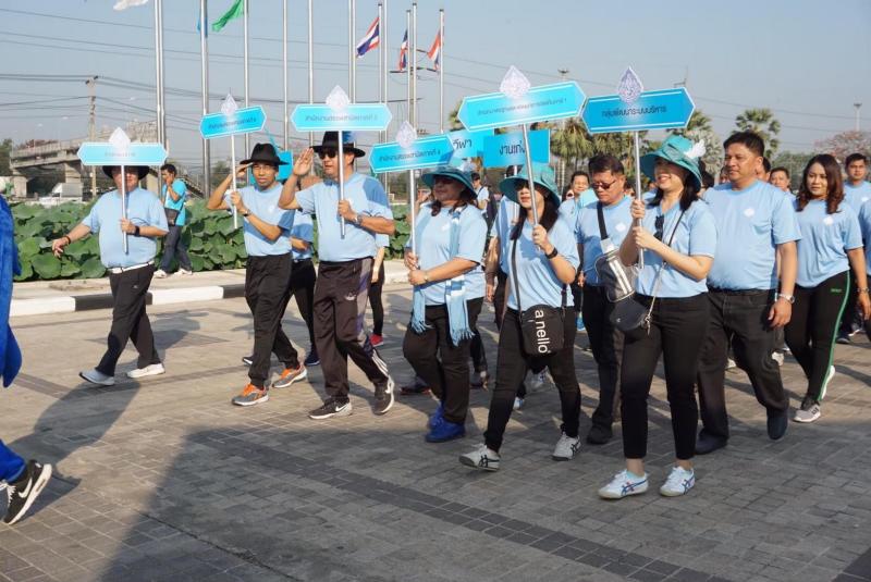 ภาพถ่าย ใช้ปุ่มลูกศร ซ้าย หรือ ขวา เลื่อนภาพถ่าย หรือปุ่มสามเหลี่ยมฉายภาพอัตโนมัติ  ถ้าต้องการบันทึกภาพ ใช้เมาส์คลิกขวาเลือกหัวข้อ  เป็นรูปภาพเป็น.. หรือ save as.. แสดงเต็มจอภาพ กุดปุ่ม F11 