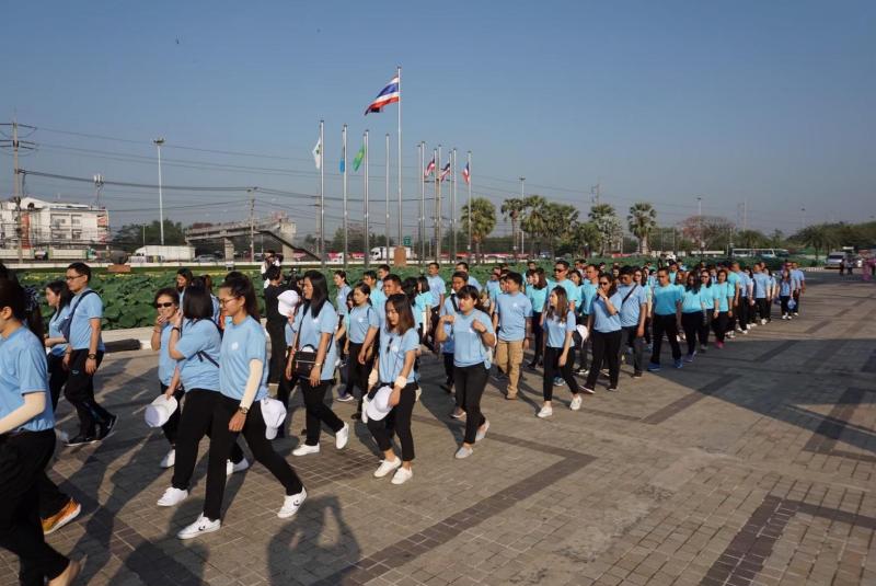 ภาพถ่าย ใช้ปุ่มลูกศร ซ้าย หรือ ขวา เลื่อนภาพถ่าย หรือปุ่มสามเหลี่ยมฉายภาพอัตโนมัติ  ถ้าต้องการบันทึกภาพ ใช้เมาส์คลิกขวาเลือกหัวข้อ  เป็นรูปภาพเป็น.. หรือ save as.. แสดงเต็มจอภาพ กุดปุ่ม F11 