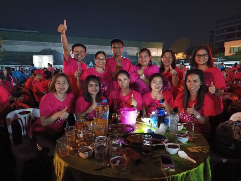 ภาพถ่าย ใช้ปุ่มลูกศร ซ้าย หรือ ขวา เลื่อนภาพถ่าย หรือปุ่มสามเหลี่ยมฉายภาพอัตโนมัติ  ถ้าต้องการบันทึกภาพ ใช้เมาส์คลิกขวาเลือกหัวข้อ  เป็นรูปภาพเป็น.. หรือ save as.. แสดงเต็มจอภาพ กุดปุ่ม F11 