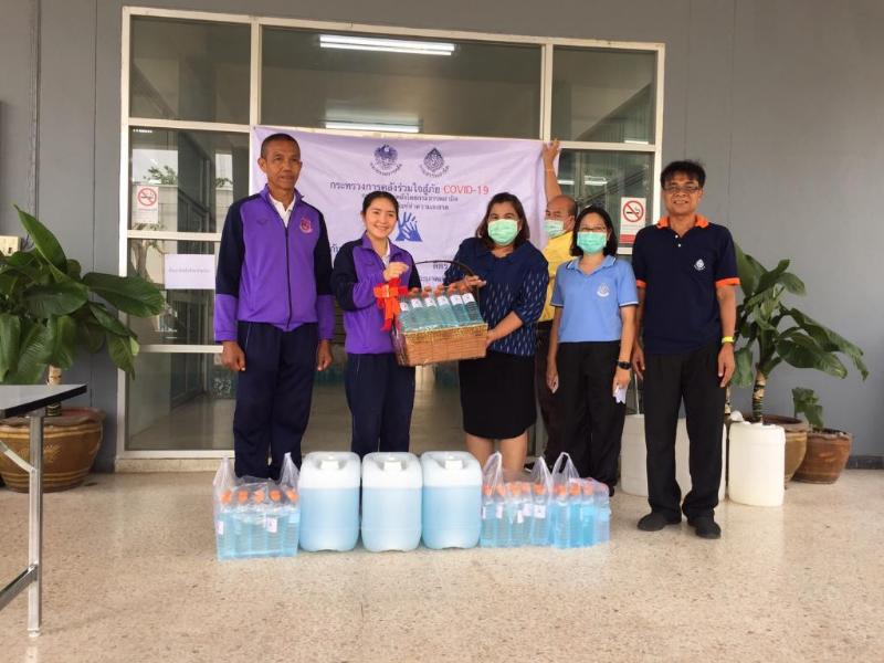 ภาพถ่าย ใช้ปุ่มลูกศร ซ้าย หรือ ขวา เลื่อนภาพถ่าย หรือปุ่มสามเหลี่ยมฉายภาพอัตโนมัติ  ถ้าต้องการบันทึกภาพ ใช้เมาส์คลิกขวาเลือกหัวข้อ  เป็นรูปภาพเป็น.. หรือ save as.. แสดงเต็มจอภาพ กุดปุ่ม F11 