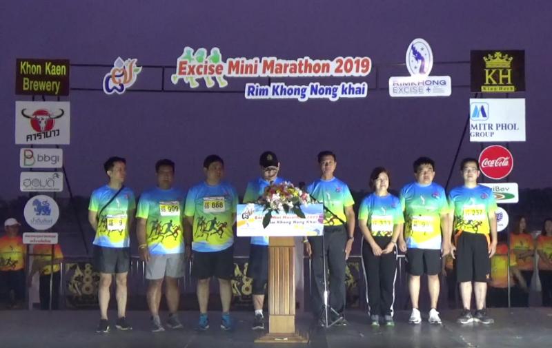 ภาพถ่าย ใช้ปุ่มลูกศร ซ้าย หรือ ขวา เลื่อนภาพถ่าย หรือปุ่มสามเหลี่ยมฉายภาพอัตโนมัติ  ถ้าต้องการบันทึกภาพ ใช้เมาส์คลิกขวาเลือกหัวข้อ  เป็นรูปภาพเป็น.. หรือ save as.. แสดงเต็มจอภาพ กุดปุ่ม F11 