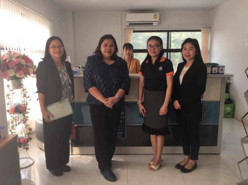 ภาพถ่าย ใช้ปุ่มลูกศร ซ้าย หรือ ขวา เลื่อนภาพถ่าย หรือปุ่มสามเหลี่ยมฉายภาพอัตโนมัติ  ถ้าต้องการบันทึกภาพ ใช้เมาส์คลิกขวาเลือกหัวข้อ  เป็นรูปภาพเป็น.. หรือ save as.. แสดงเต็มจอภาพ กุดปุ่ม F11 