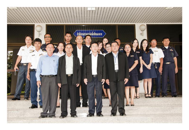 ภาพถ่าย ใช้ปุ่มลูกศร ซ้าย หรือ ขวา เลื่อนภาพถ่าย หรือปุ่มสามเหลี่ยมฉายภาพอัตโนมัติ  ถ้าต้องการบันทึกภาพ ใช้เมาส์คลิกขวาเลือกหัวข้อ  เป็นรูปภาพเป็น.. หรือ save as.. แสดงเต็มจอภาพ กุดปุ่ม F11 