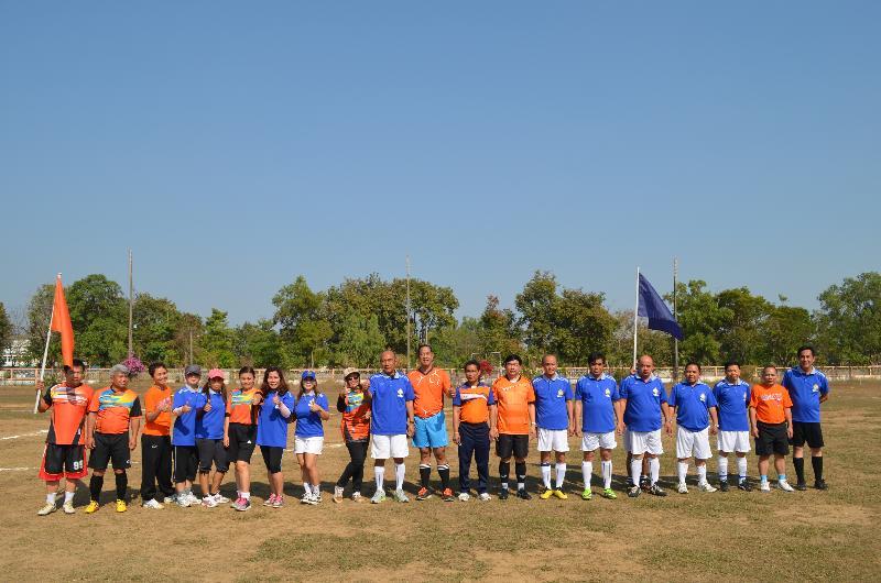 ภาพถ่าย ใช้ปุ่มลูกศร ซ้าย หรือ ขวา เลื่อนภาพถ่าย หรือปุ่มสามเหลี่ยมฉายภาพอัตโนมัติ  ถ้าต้องการบันทึกภาพ ใช้เมาส์คลิกขวาเลือกหัวข้อ  เป็นรูปภาพเป็น.. หรือ save as.. แสดงเต็มจอภาพ กุดปุ่ม F11 