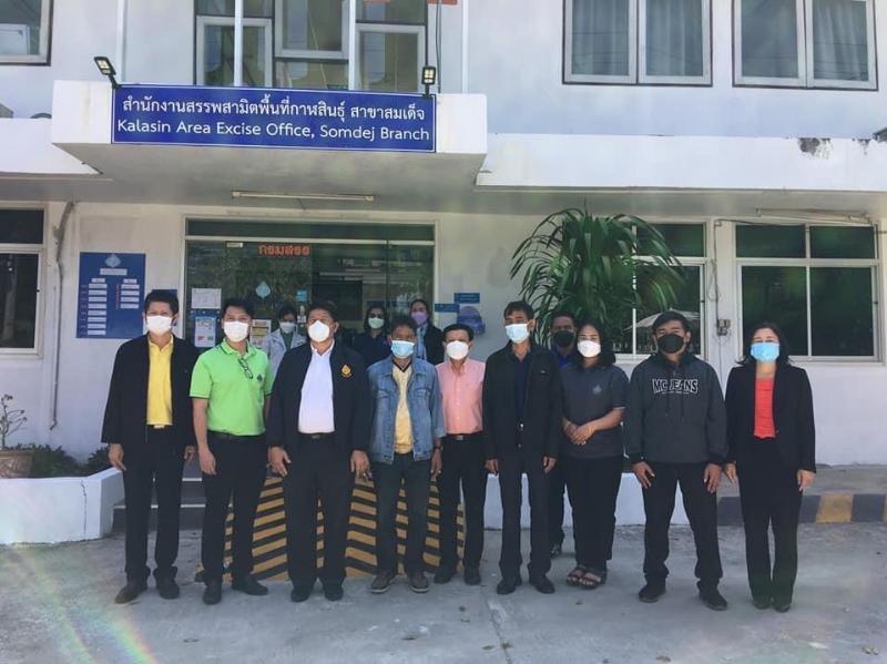 ภาพถ่าย ใช้ปุ่มลูกศร ซ้าย หรือ ขวา เลื่อนภาพถ่าย หรือปุ่มสามเหลี่ยมฉายภาพอัตโนมัติ  ถ้าต้องการบันทึกภาพ ใช้เมาส์คลิกขวาเลือกหัวข้อ  เป็นรูปภาพเป็น.. หรือ save as.. แสดงเต็มจอภาพ กุดปุ่ม F11 