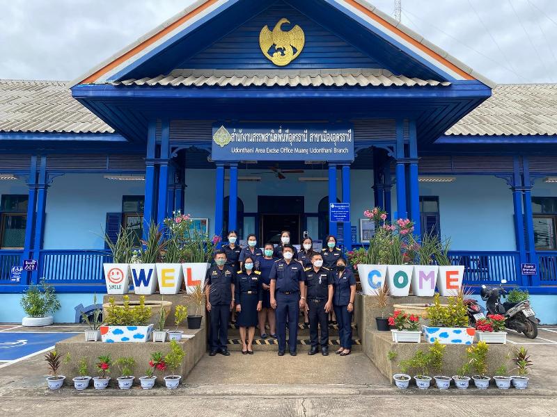 ภาพถ่าย ใช้ปุ่มลูกศร ซ้าย หรือ ขวา เลื่อนภาพถ่าย หรือปุ่มสามเหลี่ยมฉายภาพอัตโนมัติ  ถ้าต้องการบันทึกภาพ ใช้เมาส์คลิกขวาเลือกหัวข้อ  เป็นรูปภาพเป็น.. หรือ save as.. แสดงเต็มจอภาพ กุดปุ่ม F11 