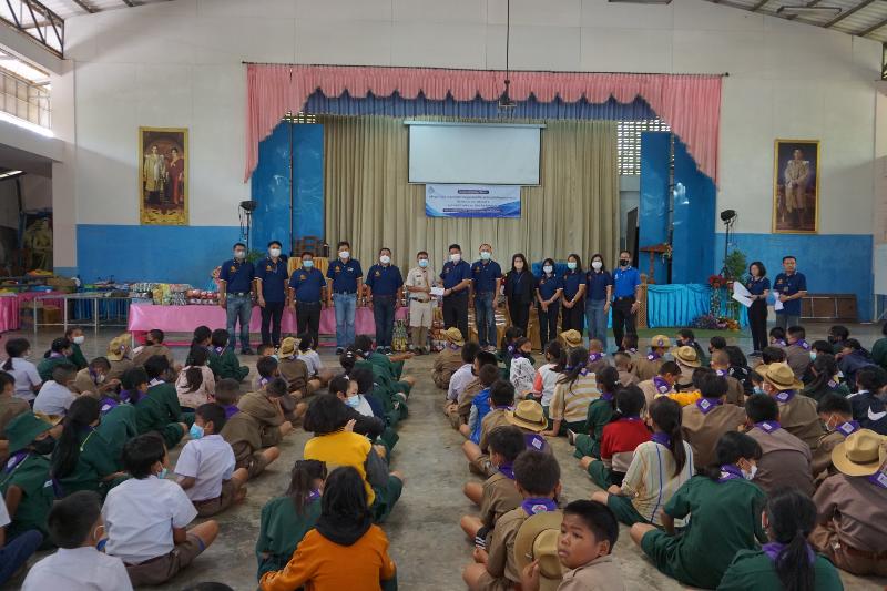 ภาพถ่าย ใช้ปุ่มลูกศร ซ้าย หรือ ขวา เลื่อนภาพถ่าย หรือปุ่มสามเหลี่ยมฉายภาพอัตโนมัติ  ถ้าต้องการบันทึกภาพ ใช้เมาส์คลิกขวาเลือกหัวข้อ  เป็นรูปภาพเป็น.. หรือ save as.. แสดงเต็มจอภาพ กุดปุ่ม F11 