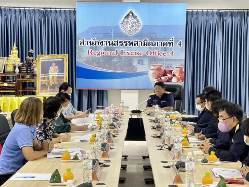 ภาพถ่าย ใช้ปุ่มลูกศร ซ้าย หรือ ขวา เลื่อนภาพถ่าย หรือปุ่มสามเหลี่ยมฉายภาพอัตโนมัติ  ถ้าต้องการบันทึกภาพ ใช้เมาส์คลิกขวาเลือกหัวข้อ  เป็นรูปภาพเป็น.. หรือ save as.. แสดงเต็มจอภาพ กุดปุ่ม F11 