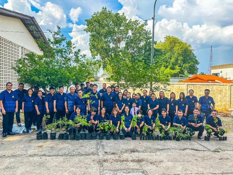 ภาพถ่าย ใช้ปุ่มลูกศร ซ้าย หรือ ขวา เลื่อนภาพถ่าย หรือปุ่มสามเหลี่ยมฉายภาพอัตโนมัติ  ถ้าต้องการบันทึกภาพ ใช้เมาส์คลิกขวาเลือกหัวข้อ  เป็นรูปภาพเป็น.. หรือ save as.. แสดงเต็มจอภาพ กุดปุ่ม F11 