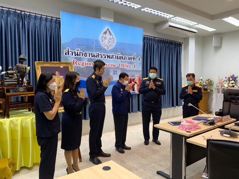 ภาพถ่าย ใช้ปุ่มลูกศร ซ้าย หรือ ขวา เลื่อนภาพถ่าย หรือปุ่มสามเหลี่ยมฉายภาพอัตโนมัติ  ถ้าต้องการบันทึกภาพ ใช้เมาส์คลิกขวาเลือกหัวข้อ  เป็นรูปภาพเป็น.. หรือ save as.. แสดงเต็มจอภาพ กุดปุ่ม F11 