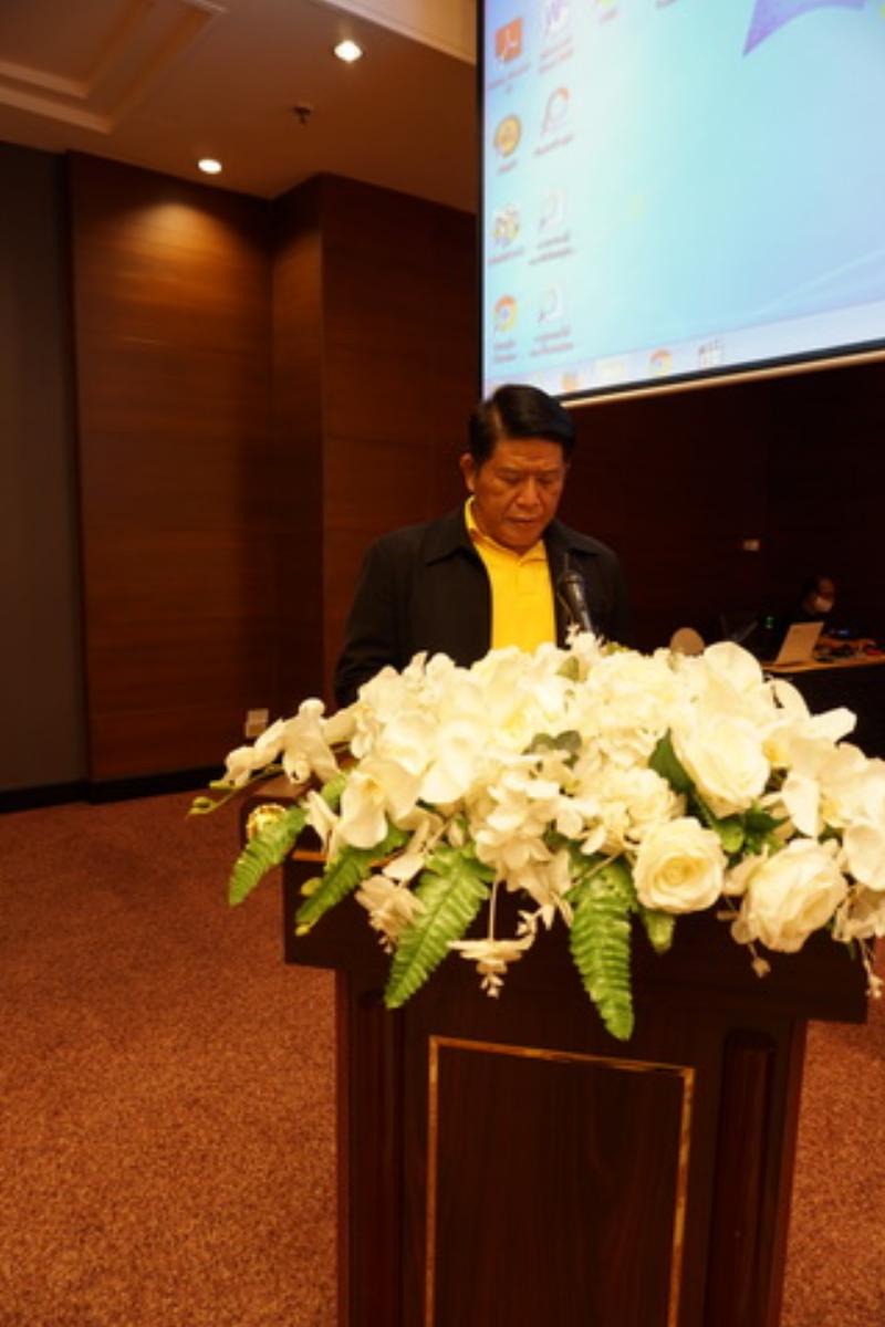 ภาพถ่าย ใช้ปุ่มลูกศร ซ้าย หรือ ขวา เลื่อนภาพถ่าย หรือปุ่มสามเหลี่ยมฉายภาพอัตโนมัติ  ถ้าต้องการบันทึกภาพ ใช้เมาส์คลิกขวาเลือกหัวข้อ  เป็นรูปภาพเป็น.. หรือ save as.. แสดงเต็มจอภาพ กุดปุ่ม F11 