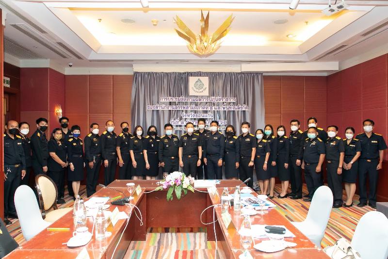 ภาพถ่าย ใช้ปุ่มลูกศร ซ้าย หรือ ขวา เลื่อนภาพถ่าย หรือปุ่มสามเหลี่ยมฉายภาพอัตโนมัติ  ถ้าต้องการบันทึกภาพ ใช้เมาส์คลิกขวาเลือกหัวข้อ  เป็นรูปภาพเป็น.. หรือ save as.. แสดงเต็มจอภาพ กุดปุ่ม F11 