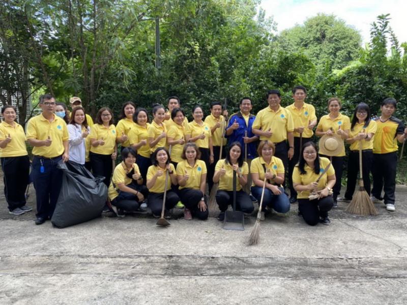 ภาพถ่าย ใช้ปุ่มลูกศร ซ้าย หรือ ขวา เลื่อนภาพถ่าย หรือปุ่มสามเหลี่ยมฉายภาพอัตโนมัติ  ถ้าต้องการบันทึกภาพ ใช้เมาส์คลิกขวาเลือกหัวข้อ  เป็นรูปภาพเป็น.. หรือ save as.. แสดงเต็มจอภาพ กุดปุ่ม F11 