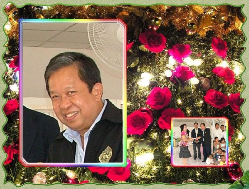 ภาพถ่าย ใช้ปุ่มลูกศร ซ้าย หรือ ขวา เลื่อนภาพถ่าย หรือปุ่มสามเหลี่ยมฉายภาพอัตโนมัติ  ถ้าต้องการบันทึกภาพ ใช้เมาส์คลิกขวาเลือกหัวข้อ  เป็นรูปภาพเป็น.. หรือ save as.. แสดงเต็มจอภาพ กุดปุ่ม F11 