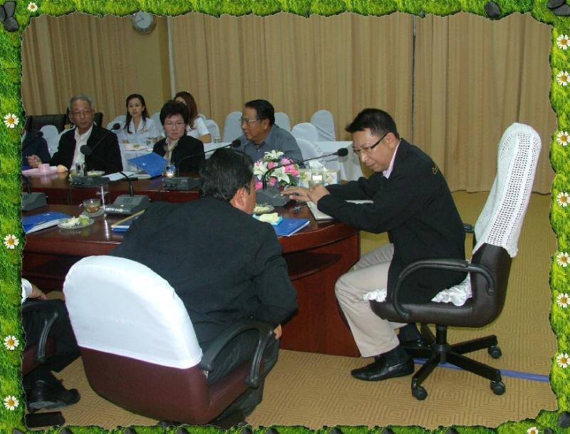 ภาพถ่าย ใช้ปุ่มลูกศร ซ้าย หรือ ขวา เลื่อนภาพถ่าย หรือปุ่มสามเหลี่ยมฉายภาพอัตโนมัติ  ถ้าต้องการบันทึกภาพ ใช้เมาส์คลิกขวาเลือกหัวข้อ  เป็นรูปภาพเป็น.. หรือ save as.. แสดงเต็มจอภาพ กุดปุ่ม F11 