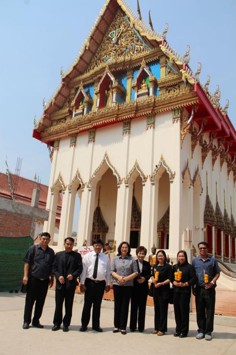 ภาพถ่าย ใช้ปุ่มลูกศร ซ้าย หรือ ขวา เลื่อนภาพถ่าย หรือปุ่มสามเหลี่ยมฉายภาพอัตโนมัติ  ถ้าต้องการบันทึกภาพ ใช้เมาส์คลิกขวาเลือกหัวข้อ  เป็นรูปภาพเป็น.. หรือ save as.. แสดงเต็มจอภาพ กุดปุ่ม F11 