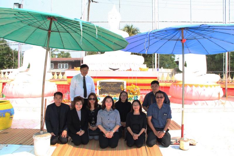 ภาพถ่าย ใช้ปุ่มลูกศร ซ้าย หรือ ขวา เลื่อนภาพถ่าย หรือปุ่มสามเหลี่ยมฉายภาพอัตโนมัติ  ถ้าต้องการบันทึกภาพ ใช้เมาส์คลิกขวาเลือกหัวข้อ  เป็นรูปภาพเป็น.. หรือ save as.. แสดงเต็มจอภาพ กุดปุ่ม F11 