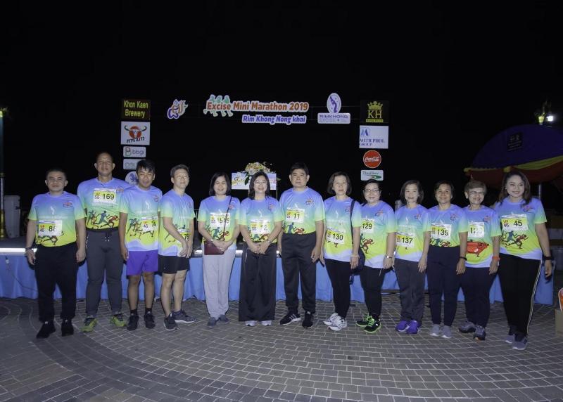 ภาพถ่าย ใช้ปุ่มลูกศร ซ้าย หรือ ขวา เลื่อนภาพถ่าย หรือปุ่มสามเหลี่ยมฉายภาพอัตโนมัติ  ถ้าต้องการบันทึกภาพ ใช้เมาส์คลิกขวาเลือกหัวข้อ  เป็นรูปภาพเป็น.. หรือ save as.. แสดงเต็มจอภาพ กุดปุ่ม F11 