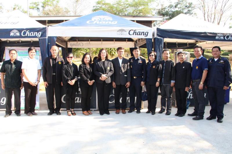 ภาพถ่าย ใช้ปุ่มลูกศร ซ้าย หรือ ขวา เลื่อนภาพถ่าย หรือปุ่มสามเหลี่ยมฉายภาพอัตโนมัติ  ถ้าต้องการบันทึกภาพ ใช้เมาส์คลิกขวาเลือกหัวข้อ  เป็นรูปภาพเป็น.. หรือ save as.. แสดงเต็มจอภาพ กุดปุ่ม F11 