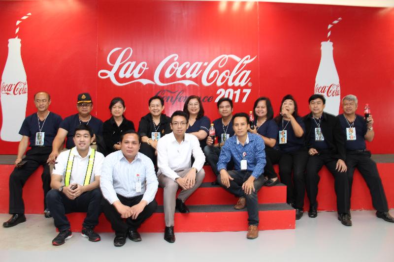 ภาพถ่าย ใช้ปุ่มลูกศร ซ้าย หรือ ขวา เลื่อนภาพถ่าย หรือปุ่มสามเหลี่ยมฉายภาพอัตโนมัติ  ถ้าต้องการบันทึกภาพ ใช้เมาส์คลิกขวาเลือกหัวข้อ  เป็นรูปภาพเป็น.. หรือ save as.. แสดงเต็มจอภาพ กุดปุ่ม F11 