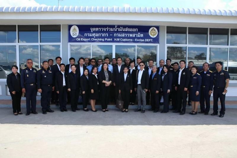 ภาพถ่าย ใช้ปุ่มลูกศร ซ้าย หรือ ขวา เลื่อนภาพถ่าย หรือปุ่มสามเหลี่ยมฉายภาพอัตโนมัติ  ถ้าต้องการบันทึกภาพ ใช้เมาส์คลิกขวาเลือกหัวข้อ  เป็นรูปภาพเป็น.. หรือ save as.. แสดงเต็มจอภาพ กุดปุ่ม F11 