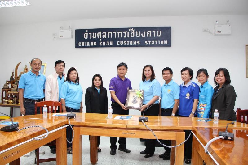 ภาพถ่าย ใช้ปุ่มลูกศร ซ้าย หรือ ขวา เลื่อนภาพถ่าย หรือปุ่มสามเหลี่ยมฉายภาพอัตโนมัติ  ถ้าต้องการบันทึกภาพ ใช้เมาส์คลิกขวาเลือกหัวข้อ  เป็นรูปภาพเป็น.. หรือ save as.. แสดงเต็มจอภาพ กุดปุ่ม F11 