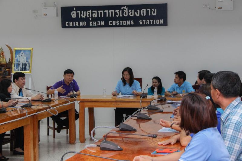 ภาพถ่าย ใช้ปุ่มลูกศร ซ้าย หรือ ขวา เลื่อนภาพถ่าย หรือปุ่มสามเหลี่ยมฉายภาพอัตโนมัติ  ถ้าต้องการบันทึกภาพ ใช้เมาส์คลิกขวาเลือกหัวข้อ  เป็นรูปภาพเป็น.. หรือ save as.. แสดงเต็มจอภาพ กุดปุ่ม F11 