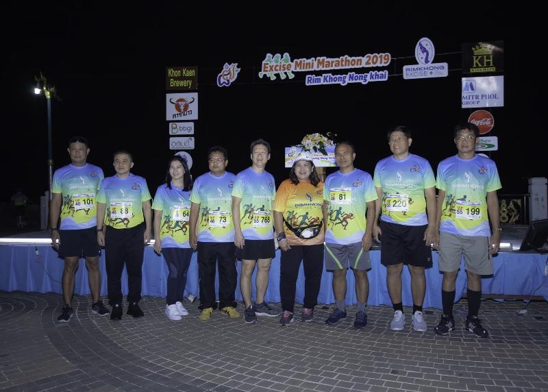 ภาพถ่าย ใช้ปุ่มลูกศร ซ้าย หรือ ขวา เลื่อนภาพถ่าย หรือปุ่มสามเหลี่ยมฉายภาพอัตโนมัติ  ถ้าต้องการบันทึกภาพ ใช้เมาส์คลิกขวาเลือกหัวข้อ  เป็นรูปภาพเป็น.. หรือ save as.. แสดงเต็มจอภาพ กุดปุ่ม F11 