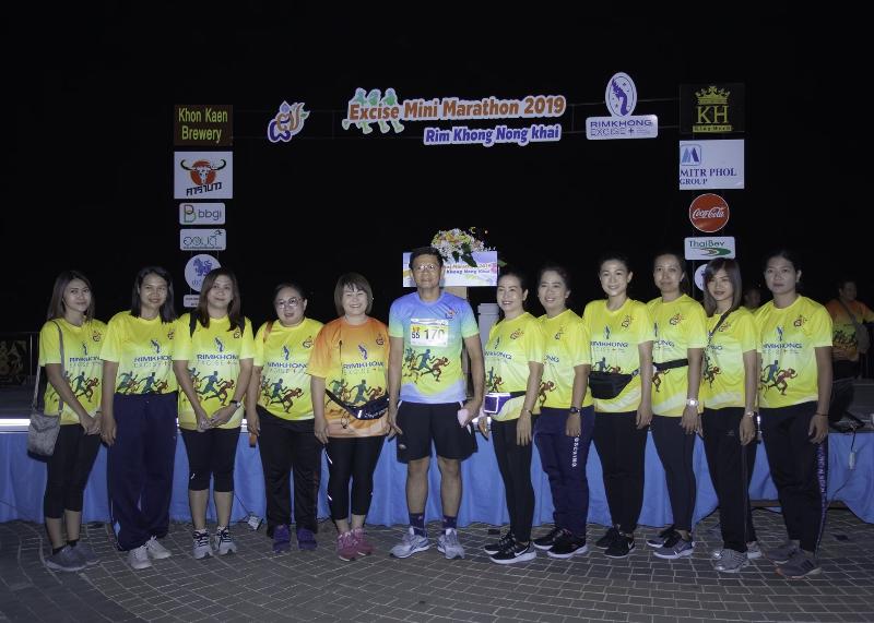 ภาพถ่าย ใช้ปุ่มลูกศร ซ้าย หรือ ขวา เลื่อนภาพถ่าย หรือปุ่มสามเหลี่ยมฉายภาพอัตโนมัติ  ถ้าต้องการบันทึกภาพ ใช้เมาส์คลิกขวาเลือกหัวข้อ  เป็นรูปภาพเป็น.. หรือ save as.. แสดงเต็มจอภาพ กุดปุ่ม F11 