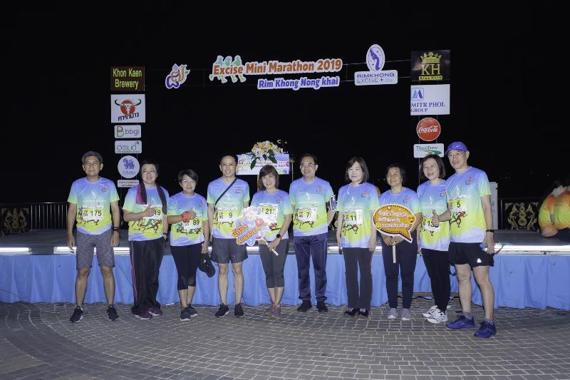 ภาพถ่าย ใช้ปุ่มลูกศร ซ้าย หรือ ขวา เลื่อนภาพถ่าย หรือปุ่มสามเหลี่ยมฉายภาพอัตโนมัติ  ถ้าต้องการบันทึกภาพ ใช้เมาส์คลิกขวาเลือกหัวข้อ  เป็นรูปภาพเป็น.. หรือ save as.. แสดงเต็มจอภาพ กุดปุ่ม F11 