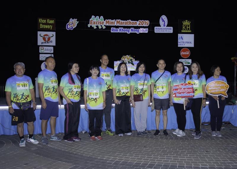 ภาพถ่าย ใช้ปุ่มลูกศร ซ้าย หรือ ขวา เลื่อนภาพถ่าย หรือปุ่มสามเหลี่ยมฉายภาพอัตโนมัติ  ถ้าต้องการบันทึกภาพ ใช้เมาส์คลิกขวาเลือกหัวข้อ  เป็นรูปภาพเป็น.. หรือ save as.. แสดงเต็มจอภาพ กุดปุ่ม F11 