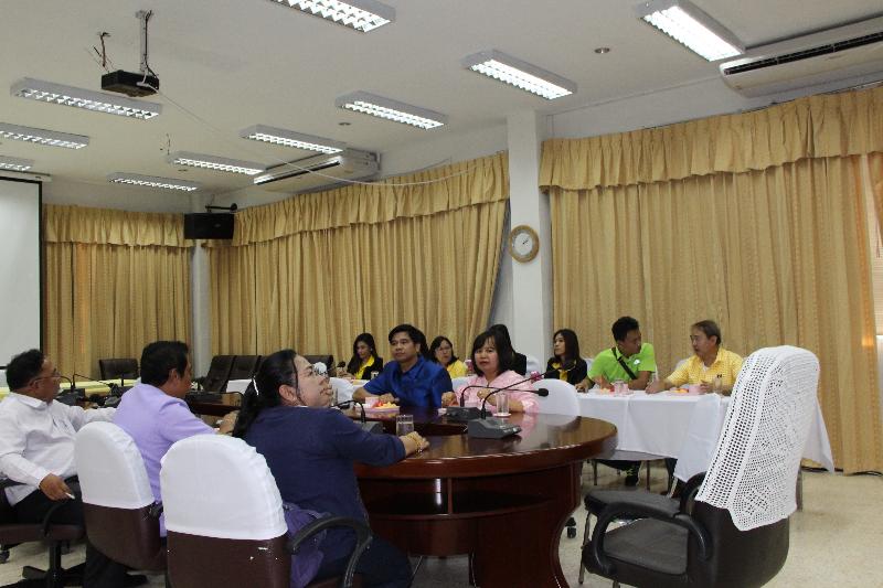 ภาพถ่าย ใช้ปุ่มลูกศร ซ้าย หรือ ขวา เลื่อนภาพถ่าย หรือปุ่มสามเหลี่ยมฉายภาพอัตโนมัติ  ถ้าต้องการบันทึกภาพ ใช้เมาส์คลิกขวาเลือกหัวข้อ  เป็นรูปภาพเป็น.. หรือ save as.. แสดงเต็มจอภาพ กุดปุ่ม F11 