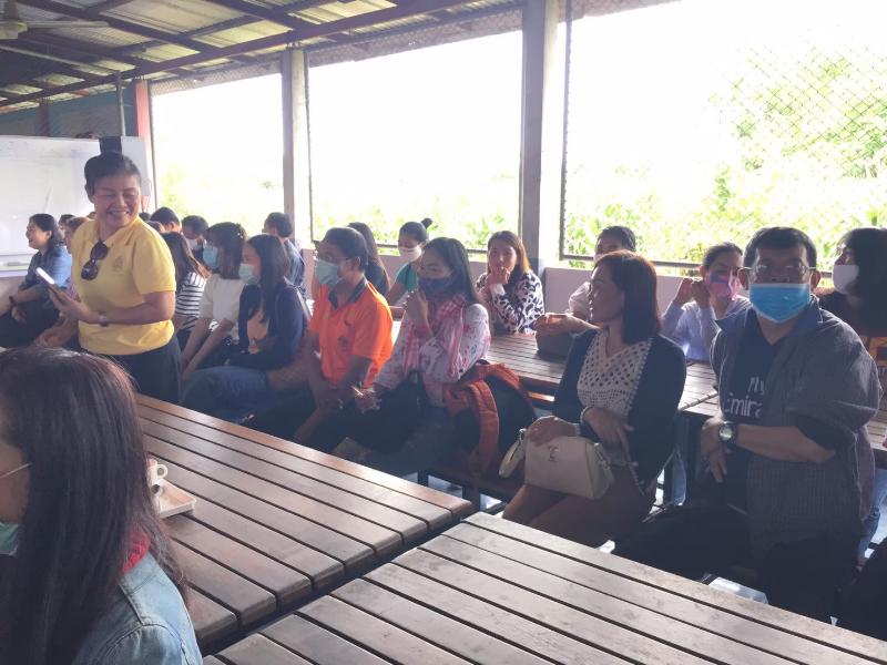 ภาพถ่าย ใช้ปุ่มลูกศร ซ้าย หรือ ขวา เลื่อนภาพถ่าย หรือปุ่มสามเหลี่ยมฉายภาพอัตโนมัติ  ถ้าต้องการบันทึกภาพ ใช้เมาส์คลิกขวาเลือกหัวข้อ  เป็นรูปภาพเป็น.. หรือ save as.. แสดงเต็มจอภาพ กุดปุ่ม F11 