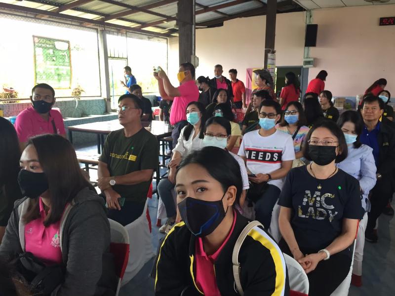 ภาพถ่าย ใช้ปุ่มลูกศร ซ้าย หรือ ขวา เลื่อนภาพถ่าย หรือปุ่มสามเหลี่ยมฉายภาพอัตโนมัติ  ถ้าต้องการบันทึกภาพ ใช้เมาส์คลิกขวาเลือกหัวข้อ  เป็นรูปภาพเป็น.. หรือ save as.. แสดงเต็มจอภาพ กุดปุ่ม F11 